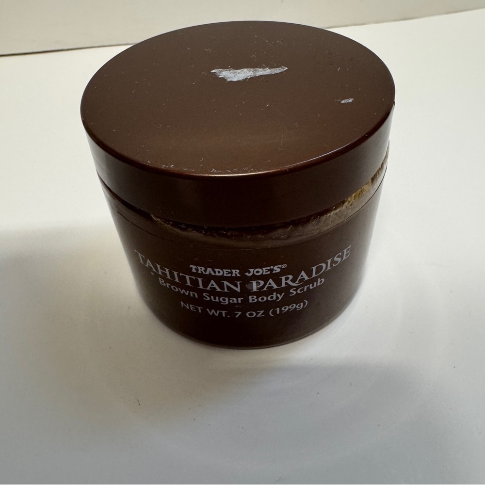 Trader Joe’s Tahitian Paradise Brown Sugar Body Scrub 7 OZ